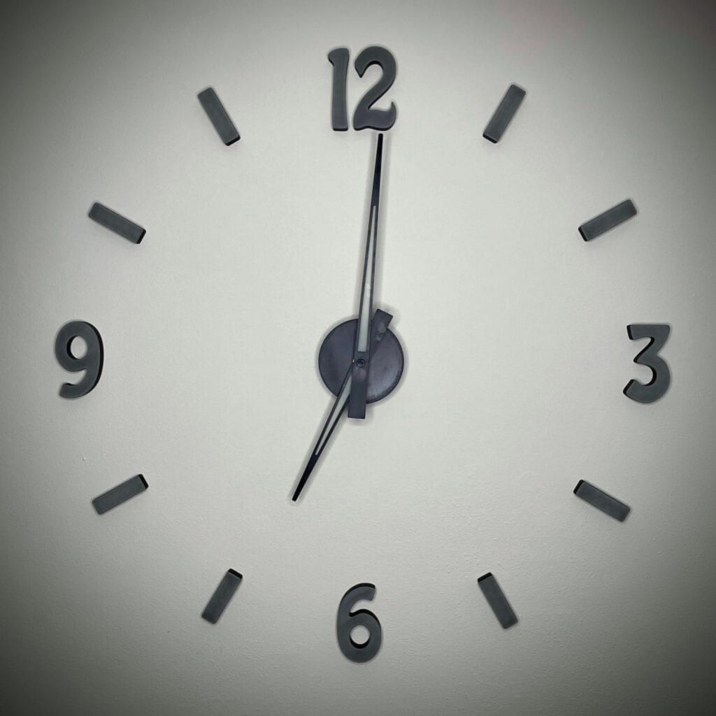 Svítící hodiny Svítící hodiny